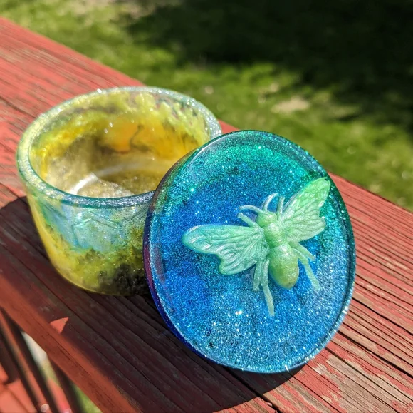 Bumblebee Jewelry Box Resin Art Sparkly Honey Bee Honeycomb Glitter Cute Spring - Picture 9 of 12